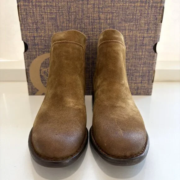 Born Laney Chelsea Boots Distressed Leather Ankle Booties Rust Brown Size 10 NEW - Picture 2 of 7